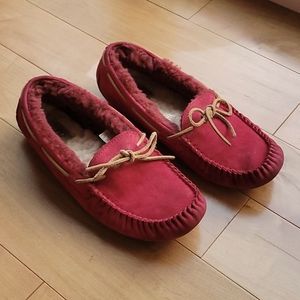 Womens UGG Pink Slippers Size 12